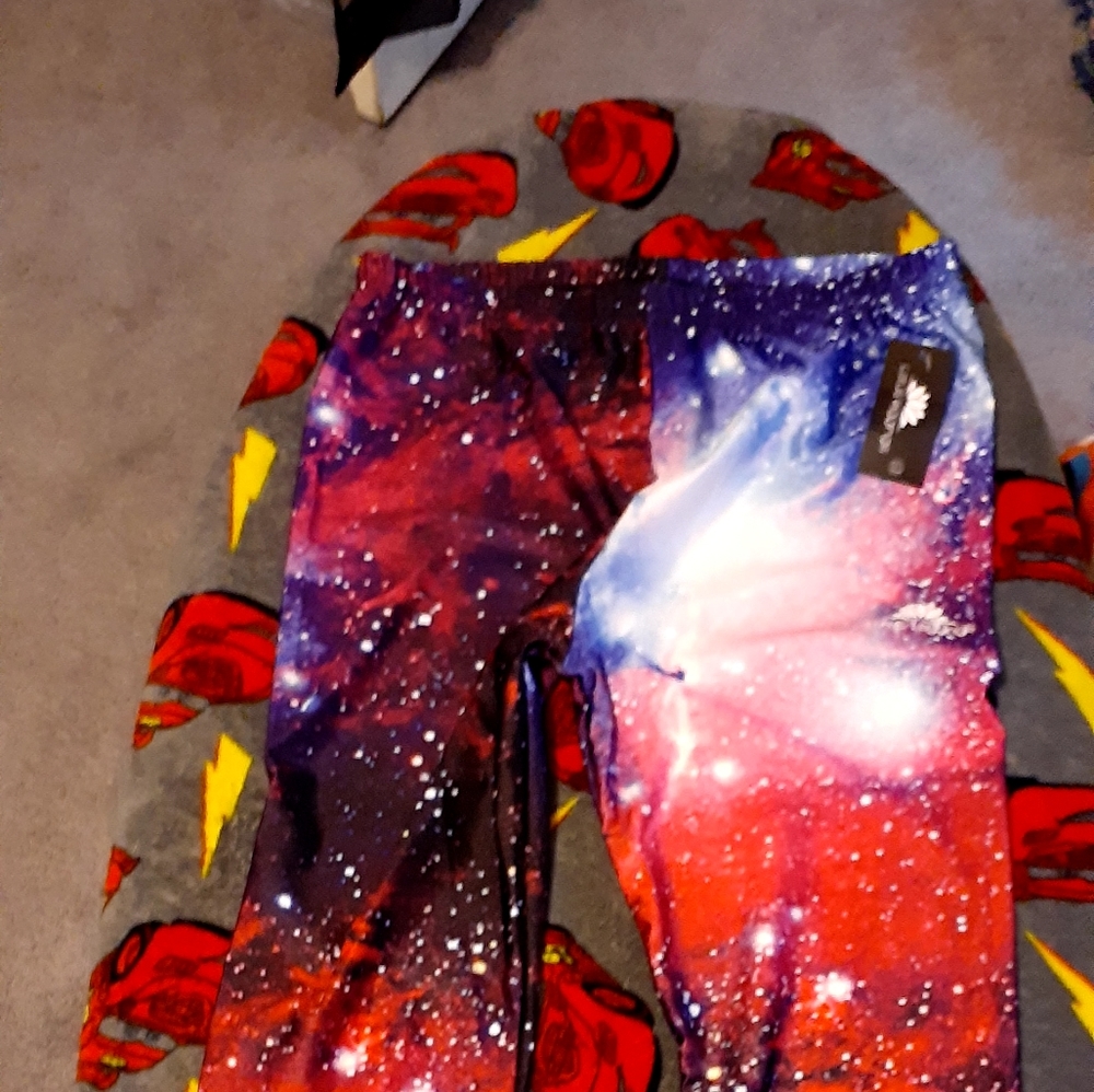 BRANDNEW UNWORN XL ,LEGGINGS